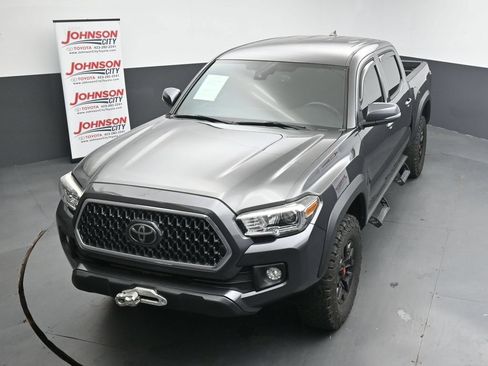 Used 2019 Toyota Tacoma TRD Off-Road AWD/4WD image 28