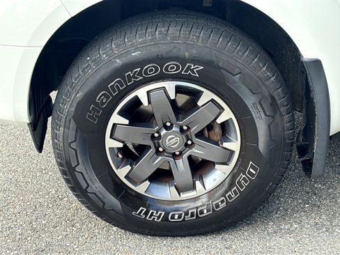 Used 2019 Nissan Frontier PRO-4X image 21