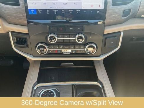 Used 2024 Ford Expedition Max Limited image 29