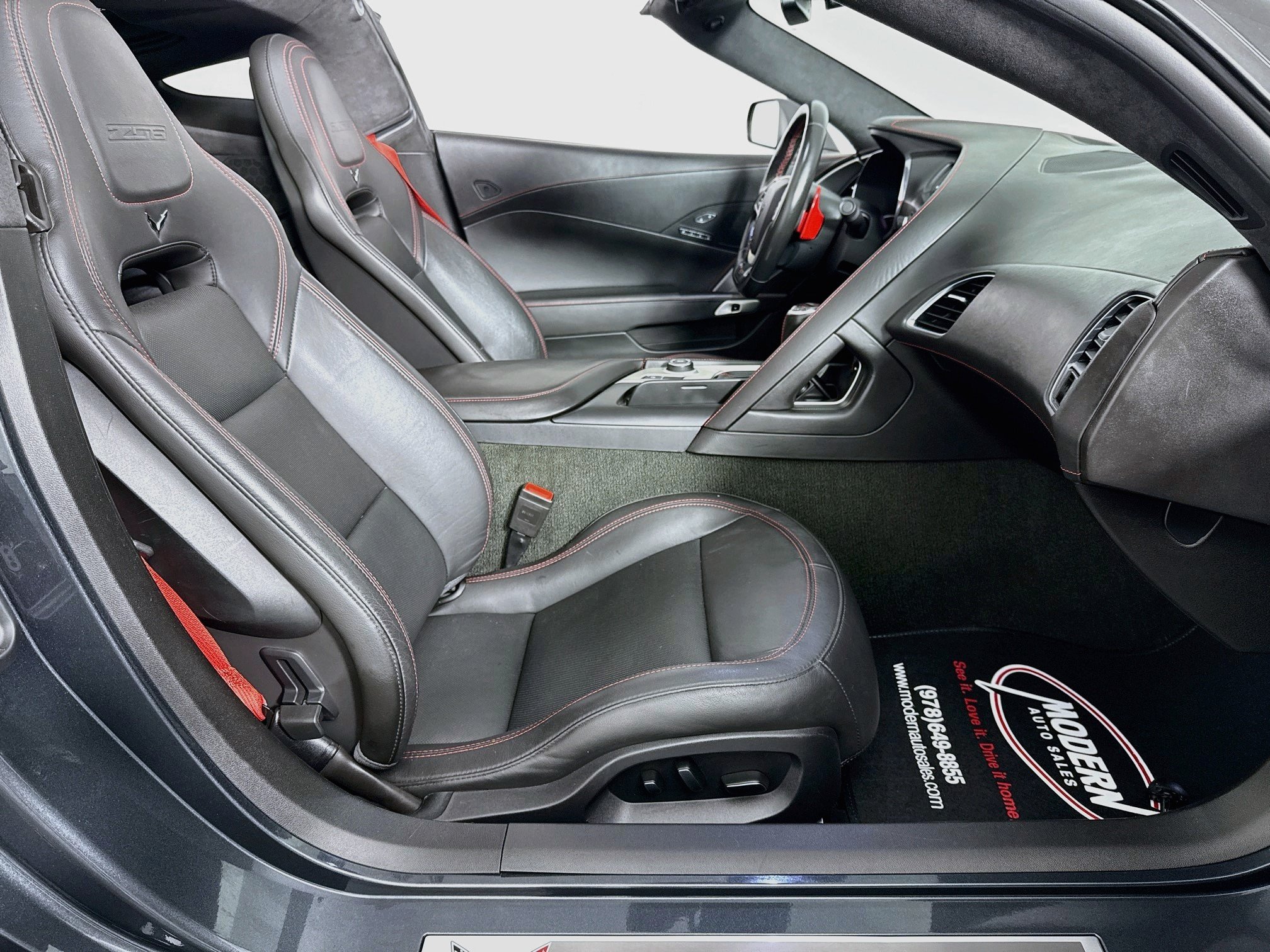 Used 2017 Chevrolet Corvette Z06 RWD image 35