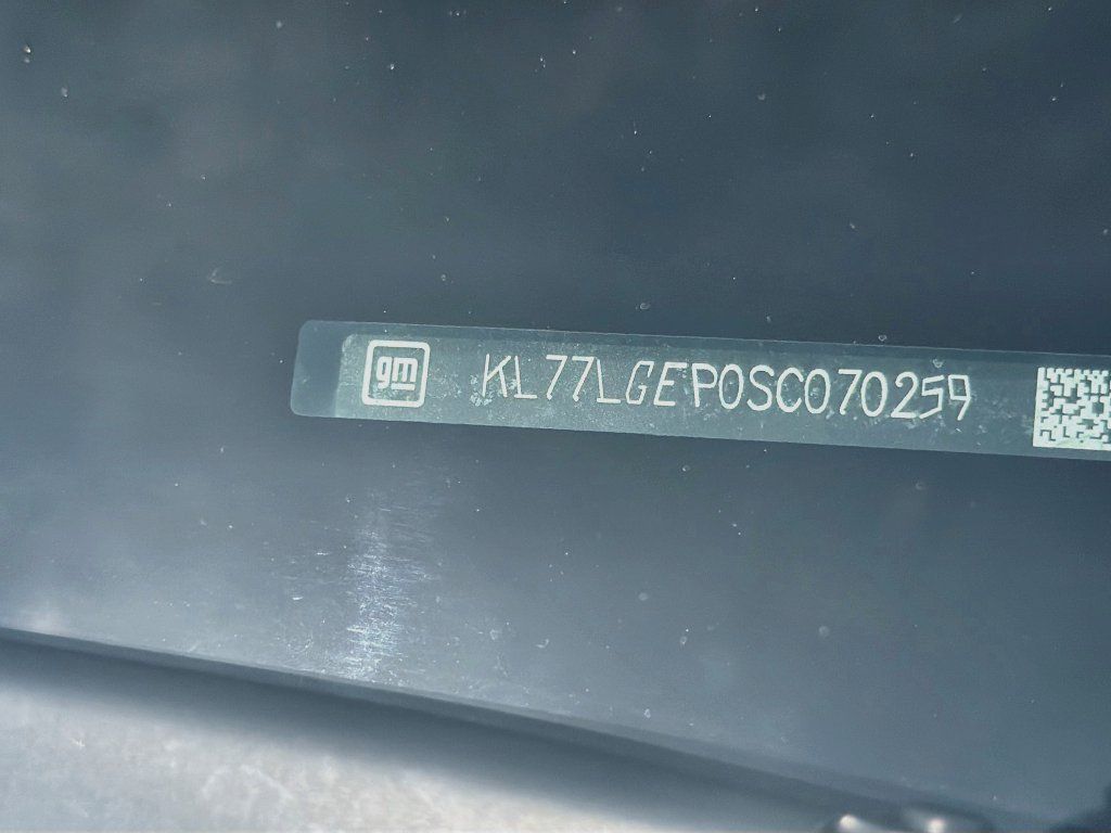Used 2025 Chevrolet Trax RS w/ Driver Confidence Package FWD image 46