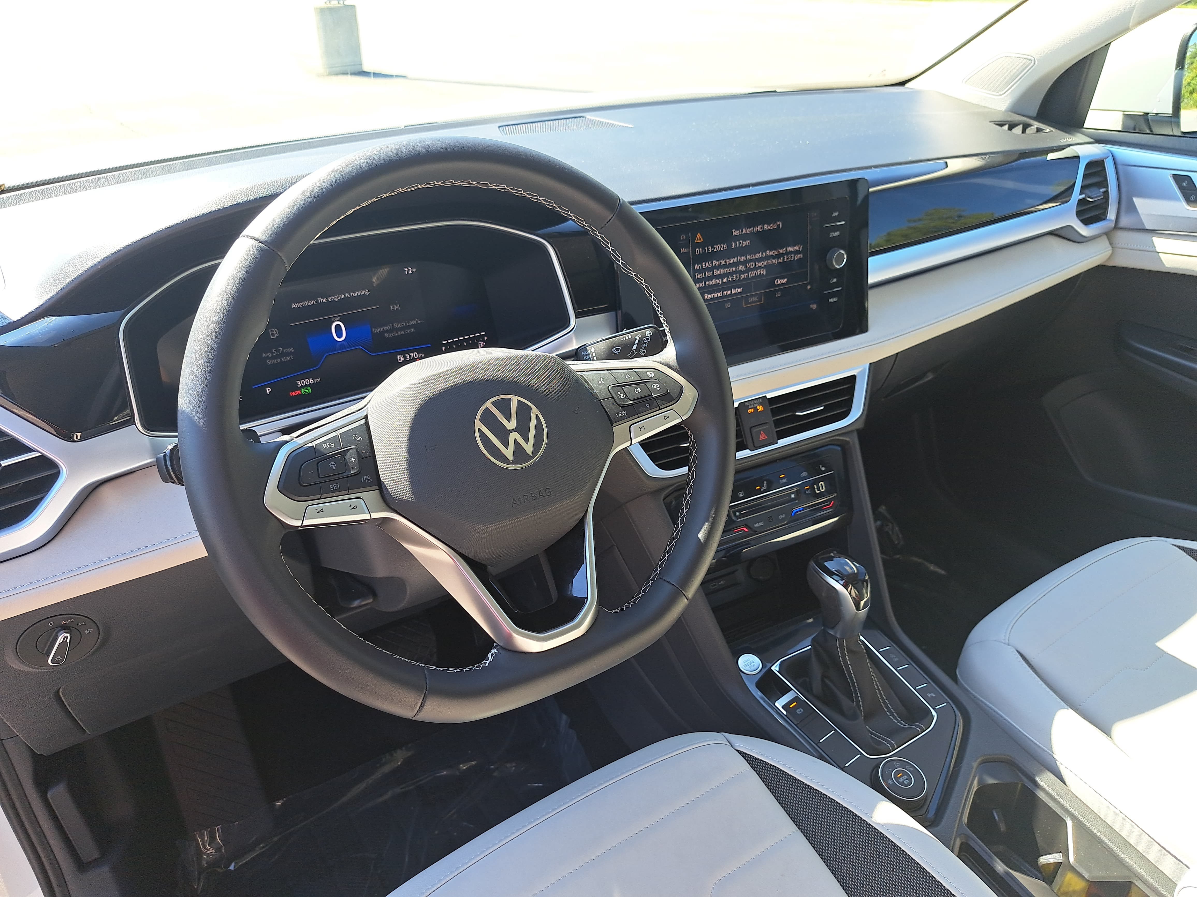 Certified 2026 Volkswagen Taos SE AWD/4WD image 16