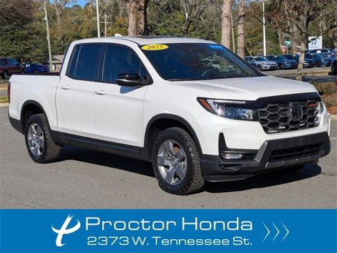 Certified 2025 Honda Ridgeline TrailSport image 1