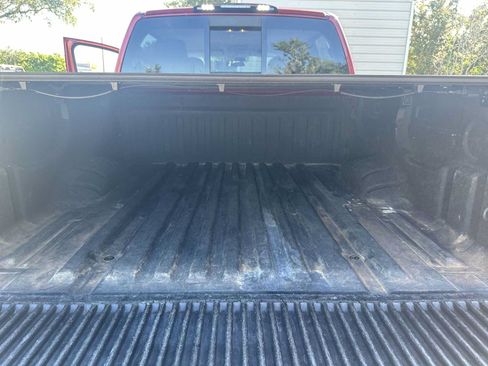 Used 2019 Nissan Titan PRO-4X AWD/4WD image 25