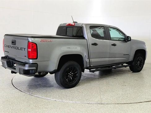 Used 2022 Chevrolet Colorado Z71 w/ Trail Boss Package AWD/4WD image 7