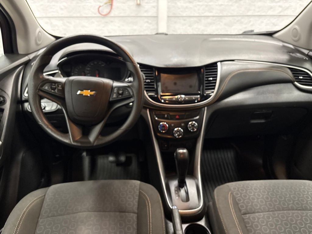 Used 2020 Chevrolet Trax LS w/ Tint and Cruise Package FWD image 12