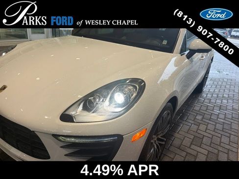 Used 2018 Porsche Macan Sport Edition AWD/4WD image 3