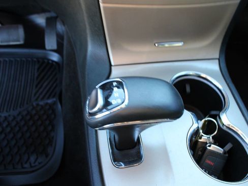 Used 2015 Jeep Grand Cherokee Limited image 97