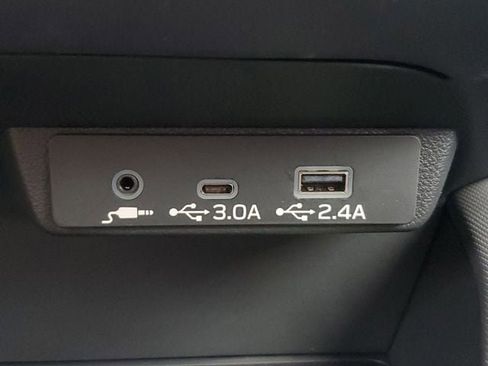 Certified 2025 Subaru Forester Premium w/ Convenience Package #2 image 30