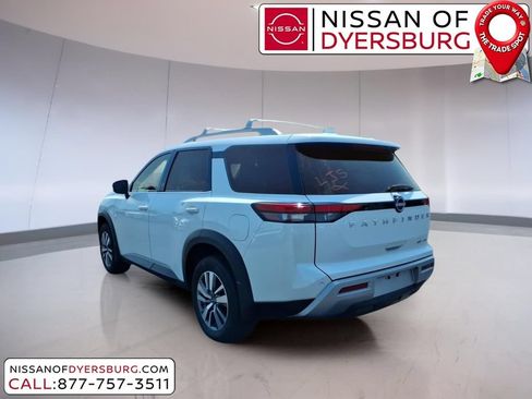 Used 2025 Nissan Pathfinder SL w/ Cargo Package AWD/4WD image 5