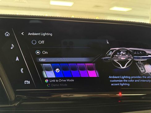 Used 2024 Cadillac Escalade ESV Sport w/ LPO, ONYX Package AWD/4WD image 26