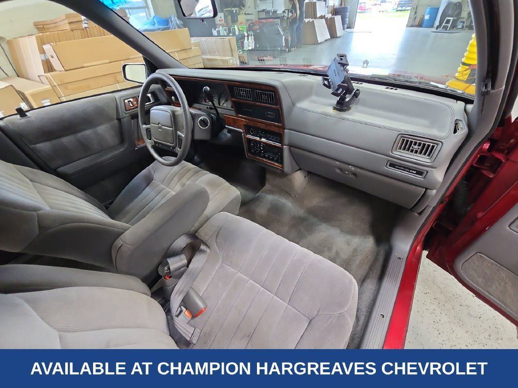 Used 1994 Chrysler LeBaron LE FWD image 37