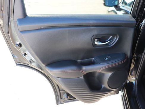 Used 2023 Honda HR-V Sport image 11