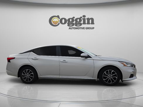 Used 2020 Nissan Altima 2.5 S image 7