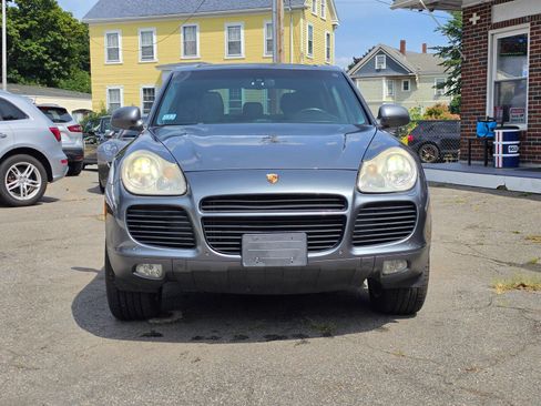 Used 2006 Porsche Cayenne Turbo AWD/4WD image 2