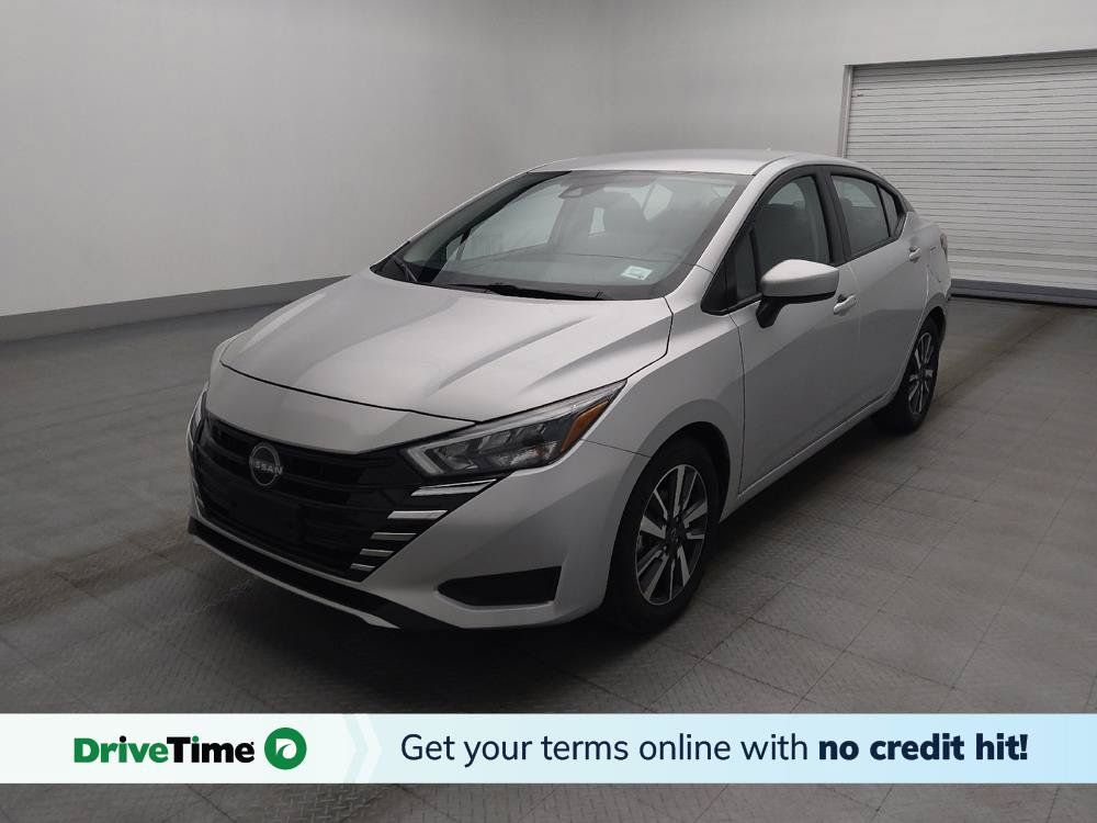Used 2025 Nissan Versa SV FWD image 1