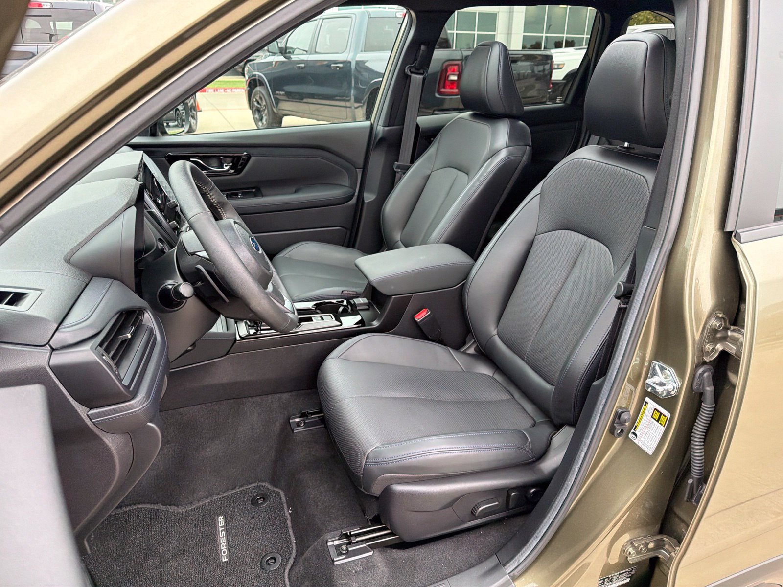 Used 2026 Subaru Forester Limited AWD/4WD image 14