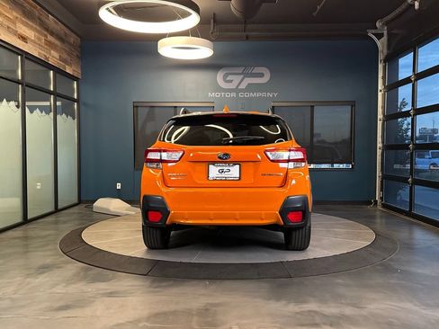 Used 2019 Subaru Crosstrek 2.0i Premium AWD/4WD image 4