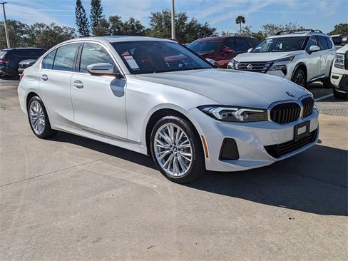 Used 2024 BMW 330i xDrive Sedan image 2
