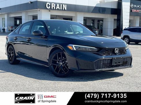 Used 2025 Honda Civic Sport image 1