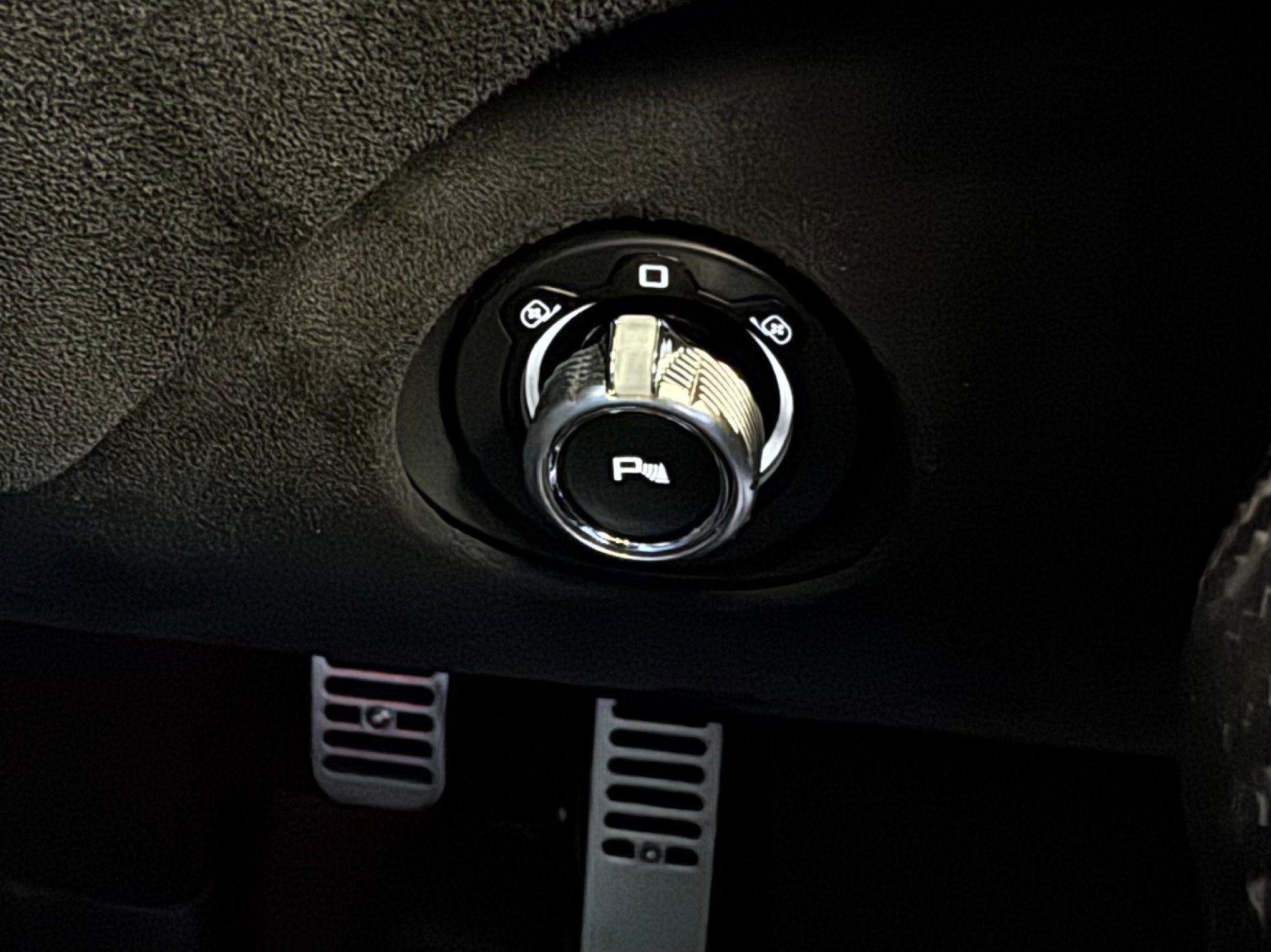 Used 2019 McLaren 720S Performance RWD image 38