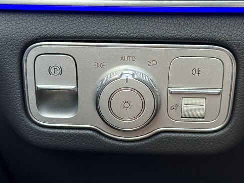 New 2026 Mercedes-Benz GLS 450 4MATIC image 28