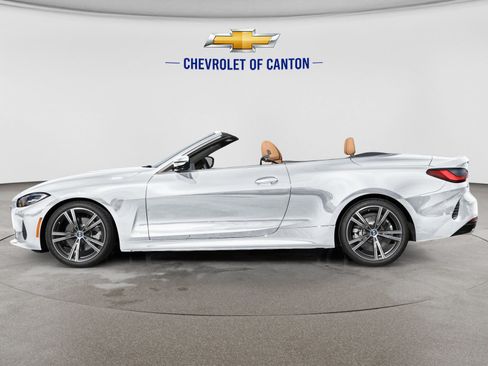 Used 2024 BMW 430i xDrive Convertible w/ M Sport Package AWD/4WD image 3