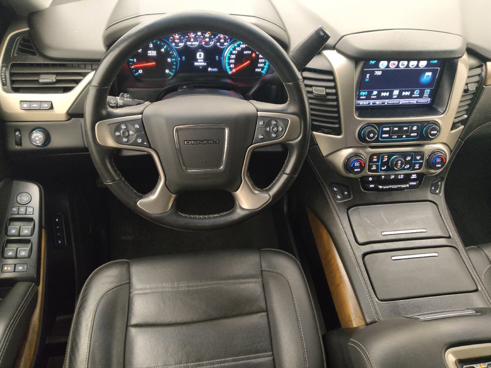 Used 2020 GMC Yukon Denali w/ Denali Ultimate Package RWD image 22