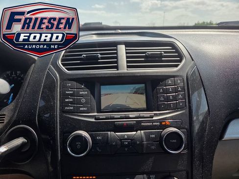 Used 2018 Ford Explorer 4WD image 18