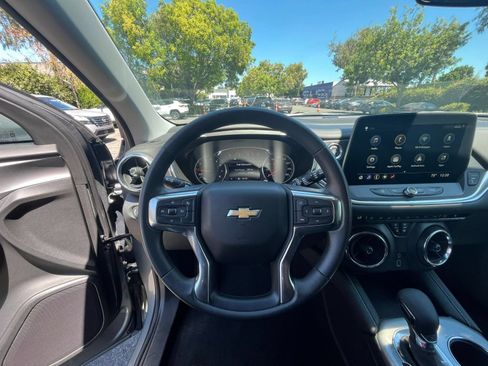 Used 2026 Chevrolet Blazer LT FWD image 35