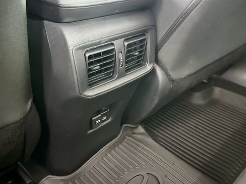Used 2023 Toyota RAV4 XLE FWD image 25