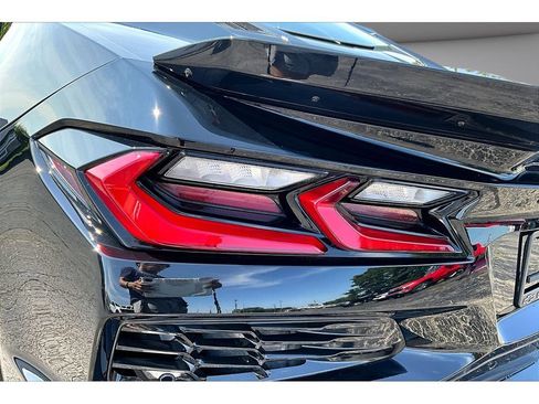 Used 2025 Chevrolet Corvette Z06 w/ Battery Protection Package RWD image 31