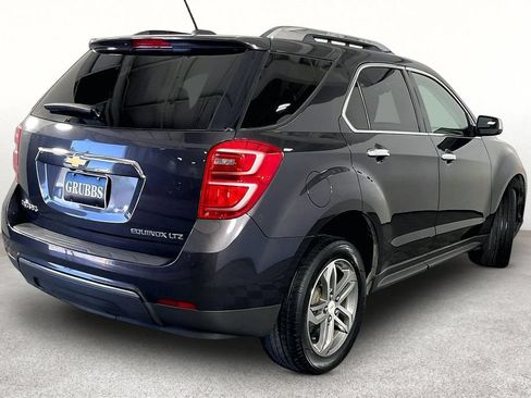 Used 2016 Chevrolet Equinox LTZ w/ Enhanced Convenience Package FWD image 4