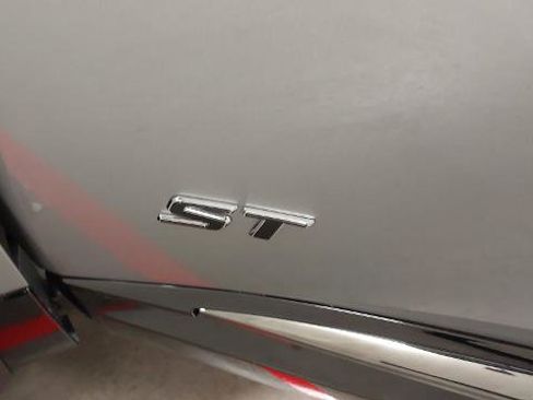 New 2026 Buick Envision Sport Touring image 33