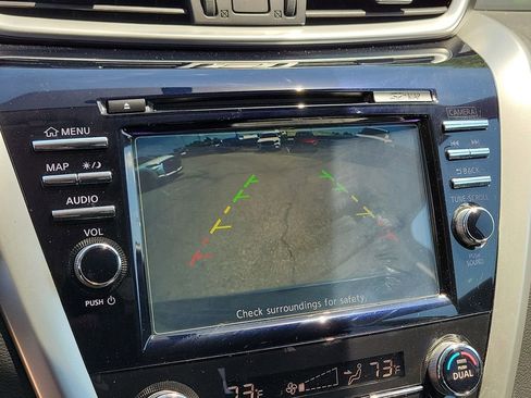 Used 2017 Nissan Murano S w/ Navigation Package AWD/4WD image 19