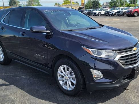 Used 2020 Chevrolet Equinox LT w/ Driver Convenience Package FWD image 2