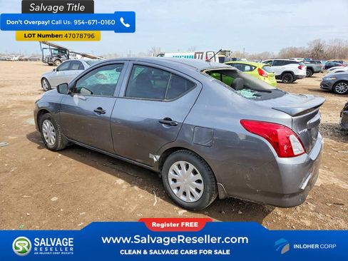 Used 2017 Nissan Versa S Plus image 3