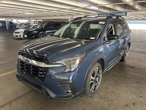 Used 2024 Subaru Ascent Limited image 5