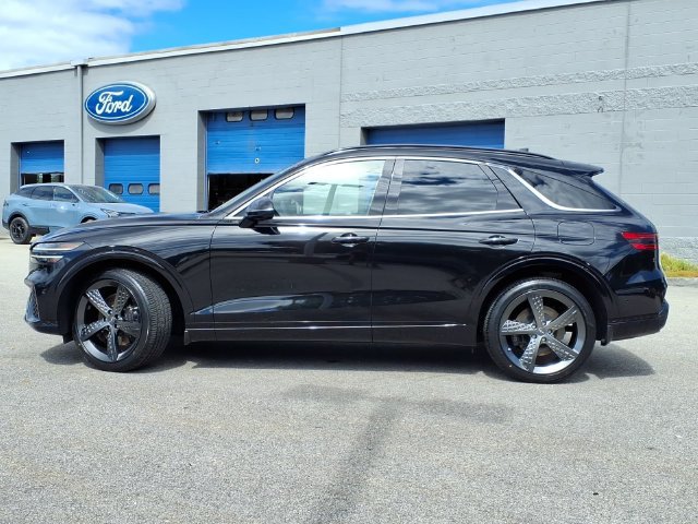 Used 2024 Genesis GV70 2.5T w/ Sport Prestige Package AWD/4WD image 2