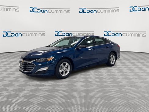 Used 2019 Chevrolet Malibu LS image 4