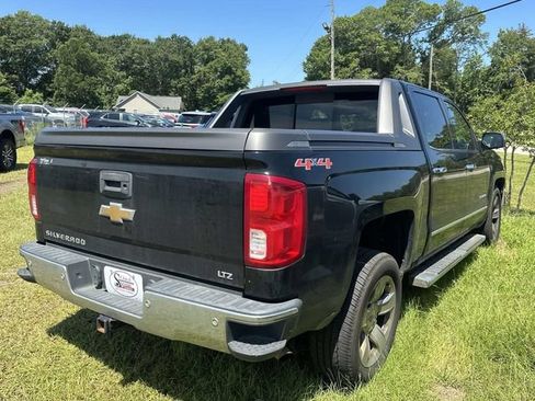 Used 2017 Chevrolet Silverado 1500 LTZ w/ High Desert Package AWD/4WD image 16