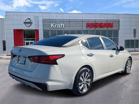 New 2025 Nissan Altima 2.5 S image 3