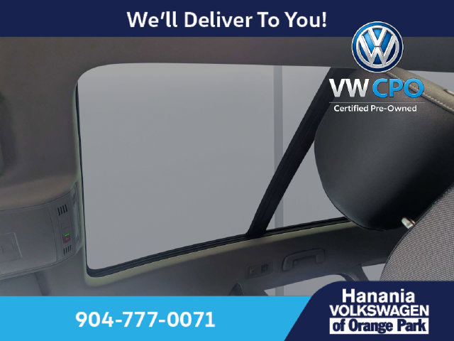 Certified 2025 Volkswagen Taos SE FWD image 21