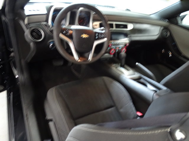 Used 2015 Chevrolet Camaro LS RWD image 4