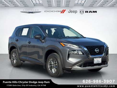 Used 2023 Nissan Rogue S FWD image 1