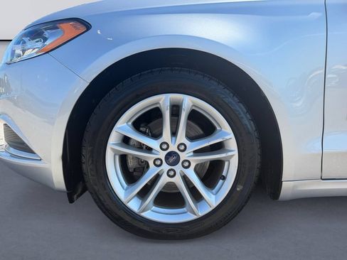 Used 2018 Ford Fusion S FWD image 9