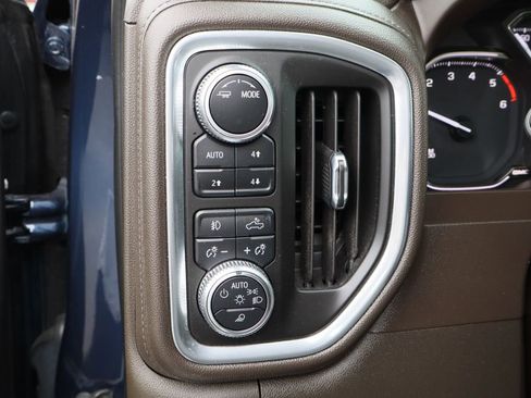 Used 2022 GMC Sierra 1500 SLT w/ SLT Premium Plus Package image 12