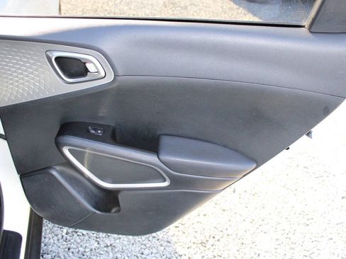 Used 2022 Kia Soul LX w/ Technology Package image 24