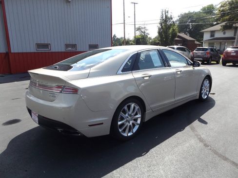 Used 2016 Lincoln MKZ AWD image 7