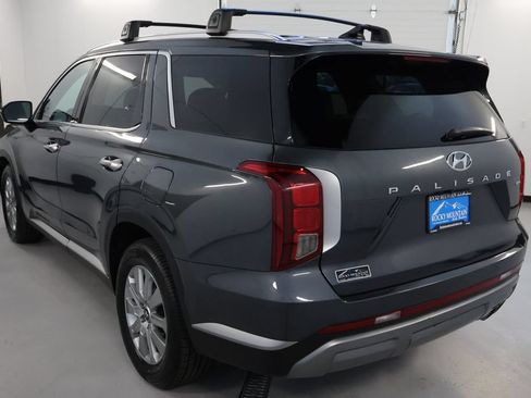 Used 2023 Hyundai Palisade SEL AWD/4WD image 5